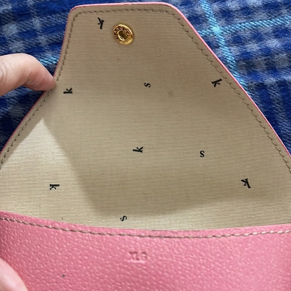 Authentic Vintage Kate Spade Pink Leather Glasses case in good condition. - Picture 4 of 8